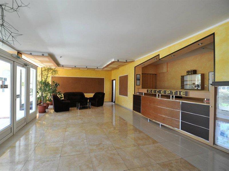 Hotel Parc Κραϊόβα Εξωτερικό φωτογραφία